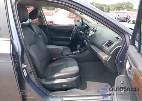 2017 Subaru Outback 2.5I Limited из США, поврежденный, VIN 4S4BSANCXH3395841